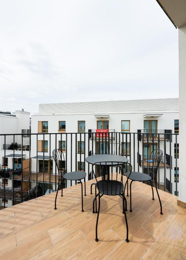 Wola Skwer Sunny Apartment Варшава Экстерьер фото